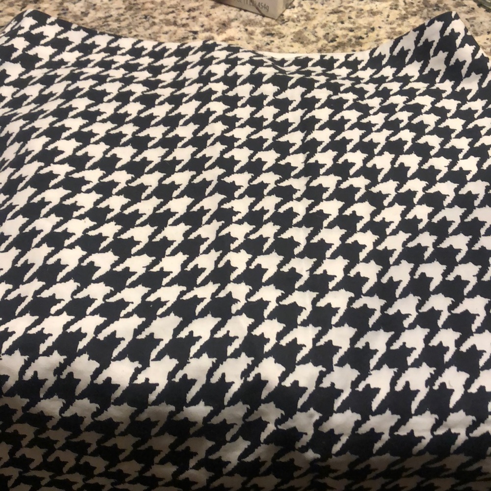 The Limited Midi Skirt